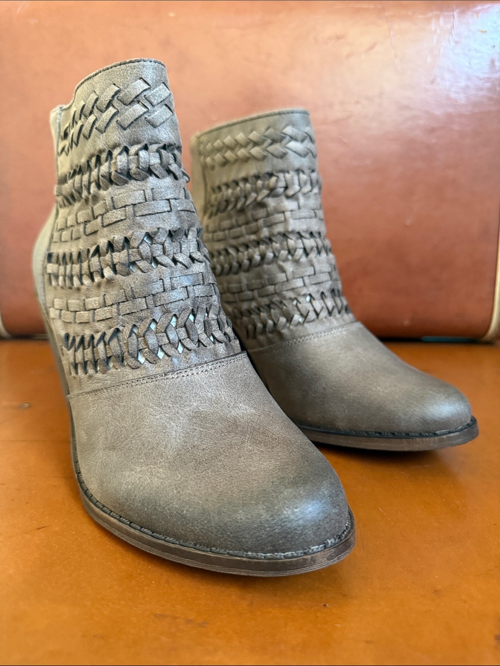 Fergalicious Taupe Brown Woven-Detail Ankle Booties